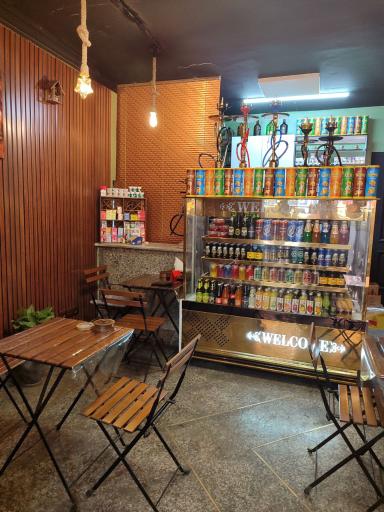 عکس کافه سونامی