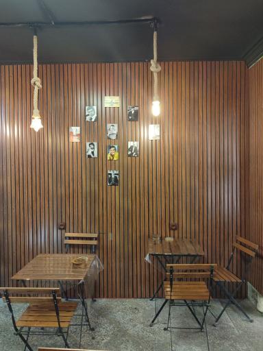 عکس کافه سونامی