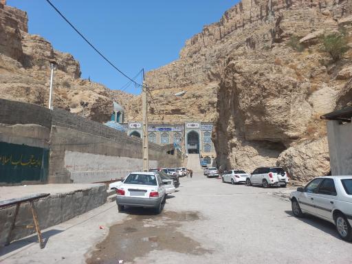 عکس بقعه بی بی حکیمه