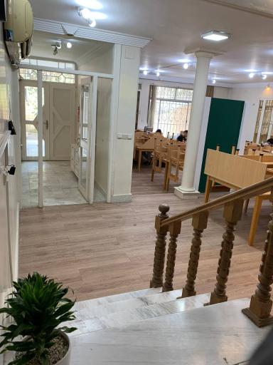 عکس سالن مطالعه پسرانه آریا