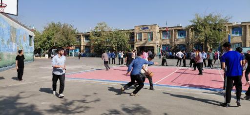 عکس دبیرستان پسرانه فروغ شهادت