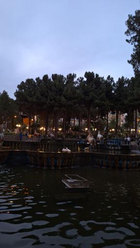 عکس میدان استقلال (اسبی)