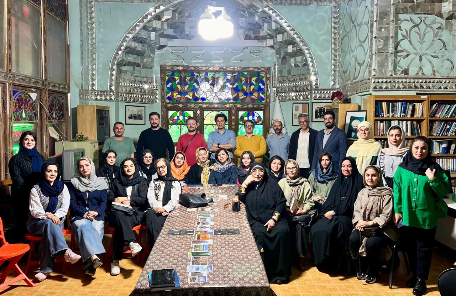 عکس بنیاد ایران شناسی (خانه وکیل الرعایا)
