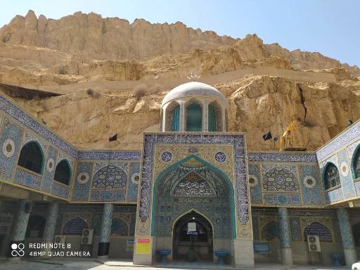 عکس بقعه بی بی حکیمه