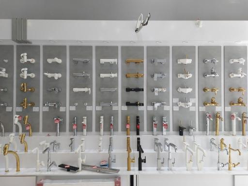 عکس فروشگاه مدرس اخوان باغی