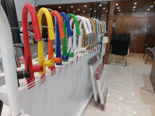 عکس فروشگاه مدرس اخوان باغی