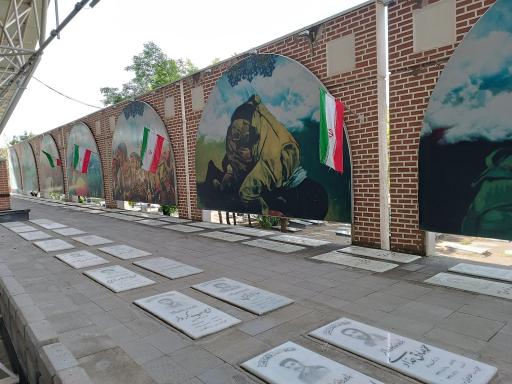 عکس گلزار شهدای وادی رحمت تبریز