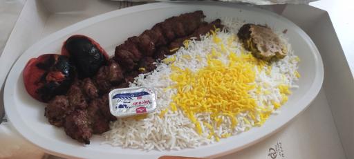 رستوران زرچ