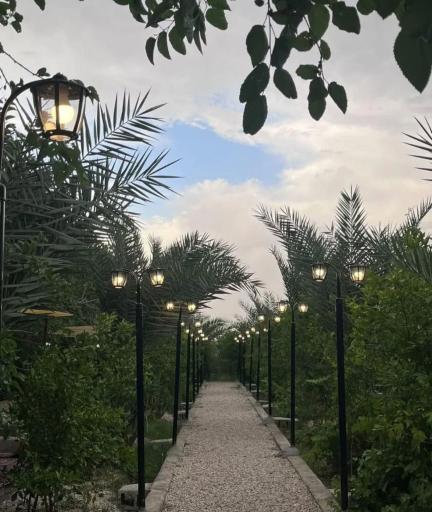 عکس کافه باغ شب های رامهرمز