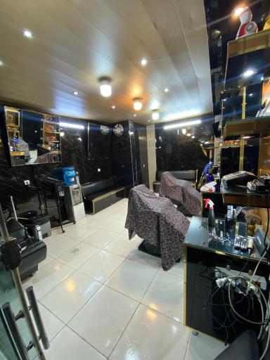 عکس پیرایش رز طلایی 