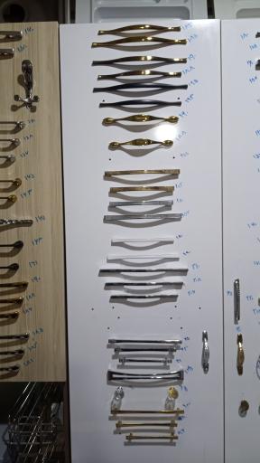عکس فروشگاه صمدی یراق کابینت و تختخواب