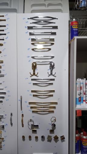 عکس فروشگاه صمدی یراق کابینت و تختخواب