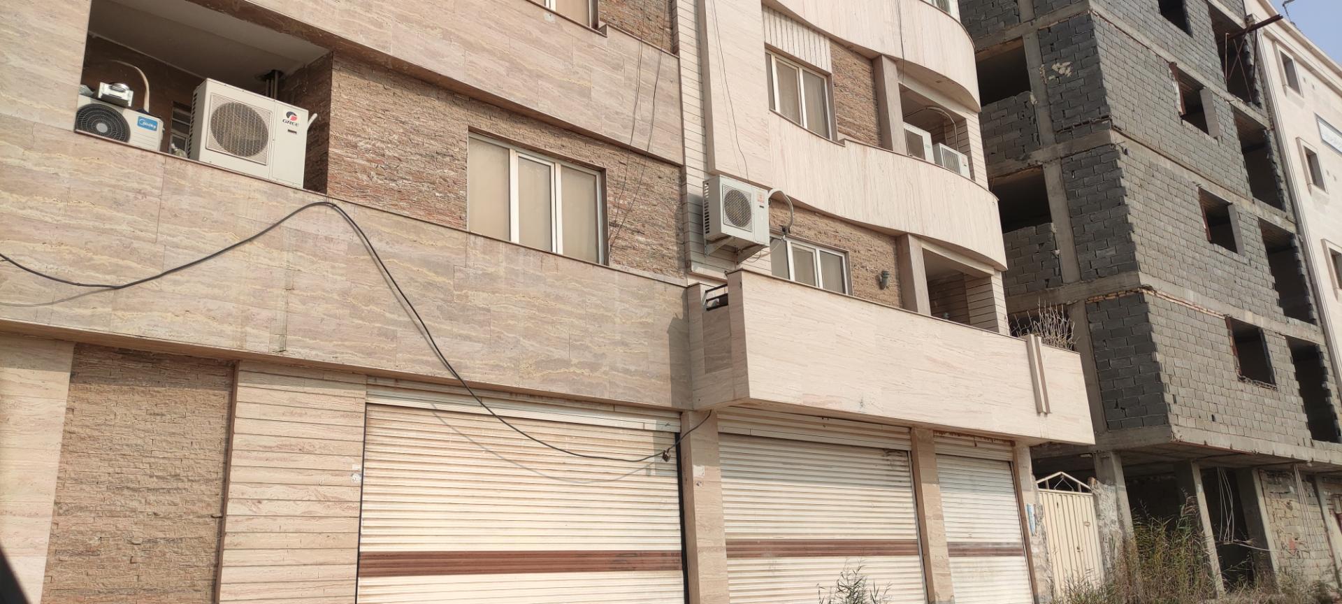 عکس مجتمع تجاری مسکونی آریا ۳