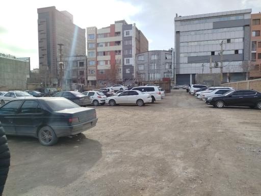 عکس پارکینگ شبانه روزی بابک