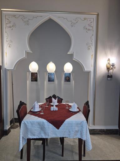عکس رستوران سنتی کاخ موراکو