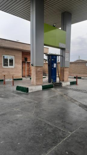 عکس پمپ گاز CNG بهارستان
