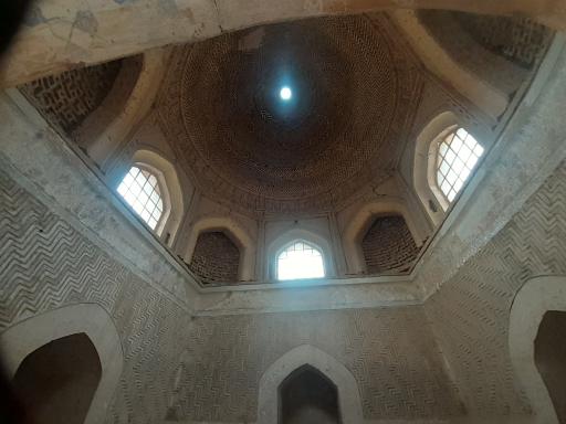 عکس مسجد قدیمی سنگ بست