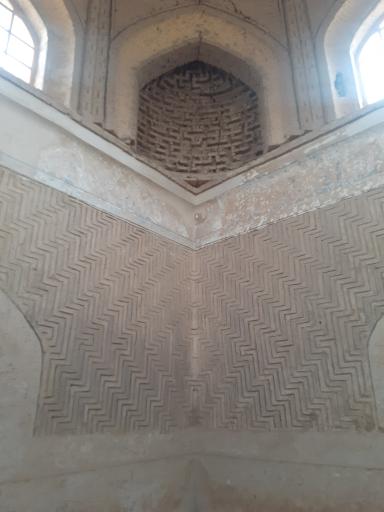 عکس مسجد قدیمی سنگ بست