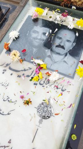 عکس مزار شهید جهادگر مهدی حبیب پور