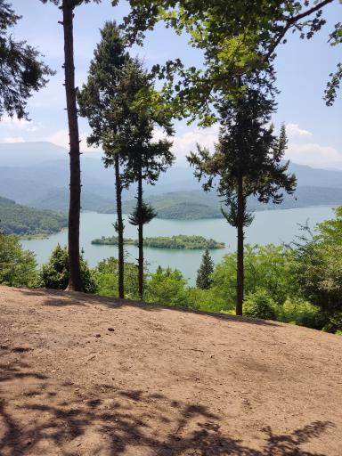 عکس سد دریاچه لفور