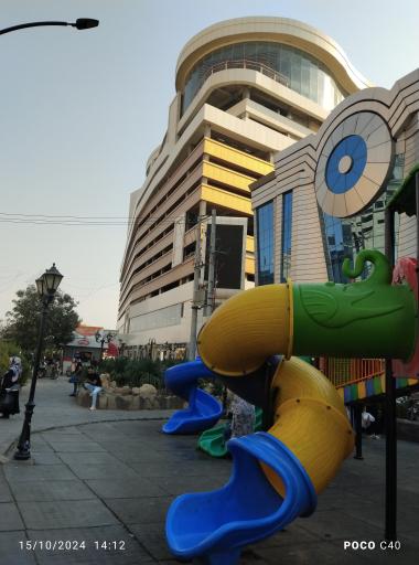 عکس مرکز خرید 17 شهریور