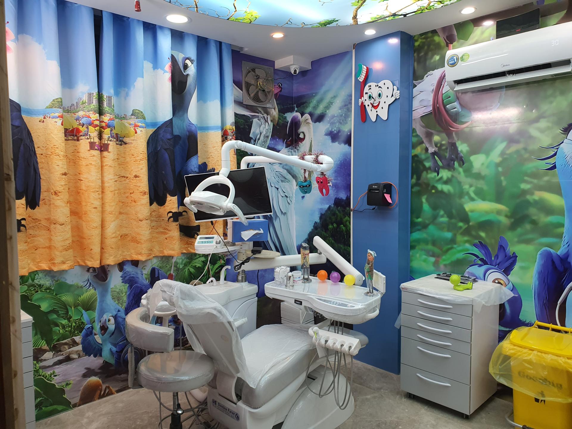 عکس کلینیک دندانپزشکی هلما