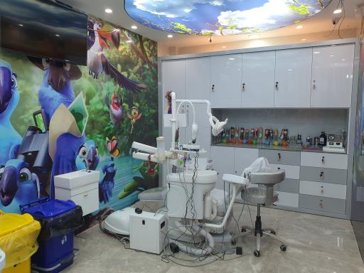 عکس کلینیک دندانپزشکی هلما