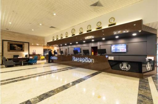 عکس هتل پارسیان استقلال