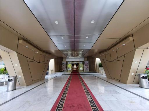 عکس هتل پارسیان استقلال