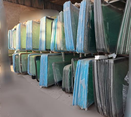 عکس شیشه اتومبیل درجزی زاده