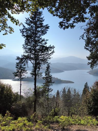 عکس سد دریاچه لفور