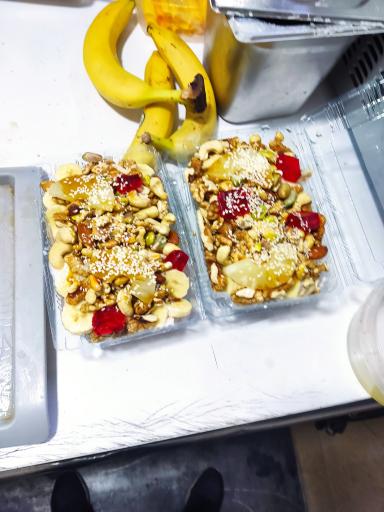 عکس آبمیوه خان داداش