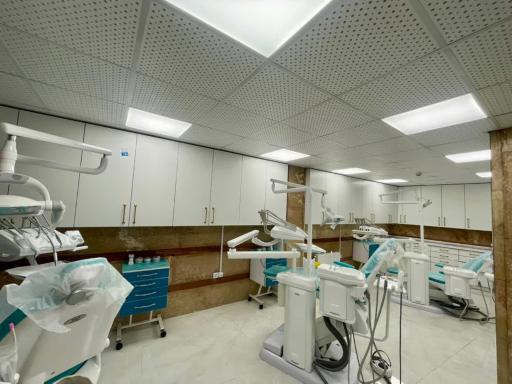 عکس درمانگاه دندانپزشکی مهر و شفا
