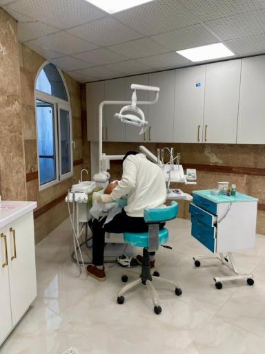 عکس درمانگاه دندانپزشکی مهر و شفا