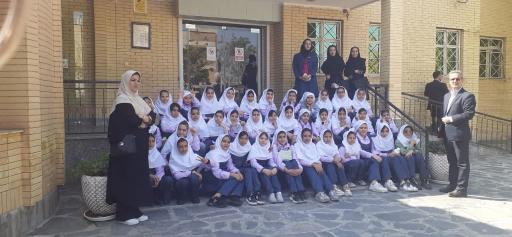 عکس پیش دبستانی و دبستان معین اندیشه 