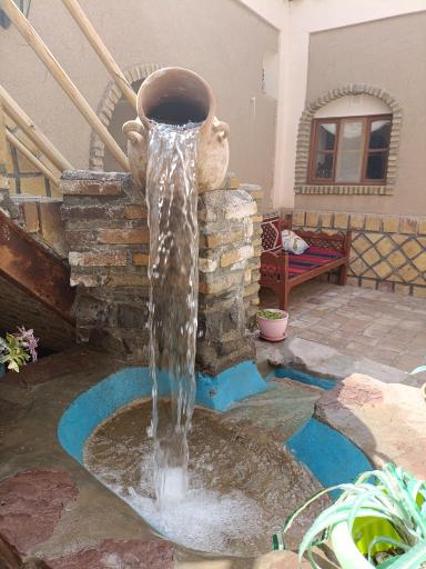 عکس اقامتگاه بوم گردی زرشکده افین