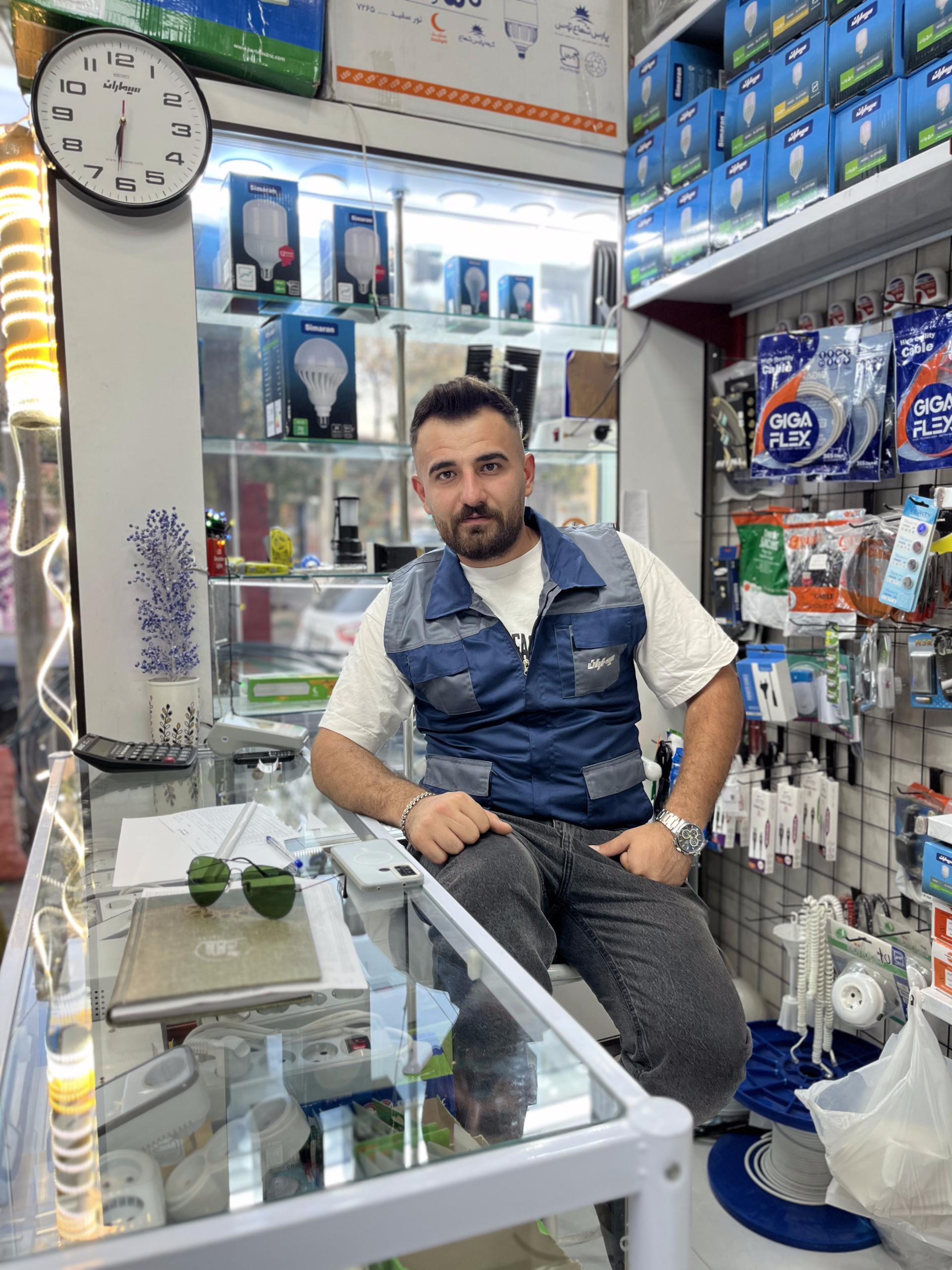 عکس الکتریکی نجفی