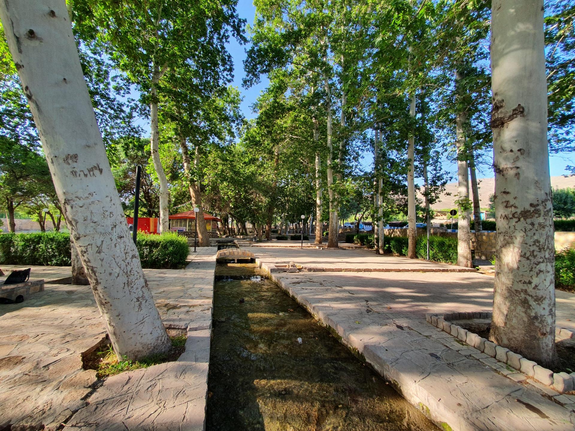 عکس بوستان همت آباد درود