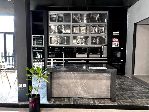 عکس بازرگانی پوریزدیان 