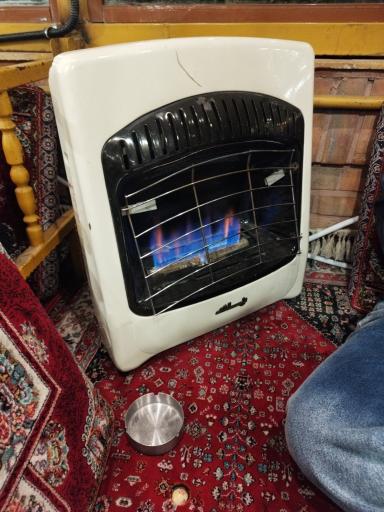 عکس باغ رستوران خانوادگی حسین