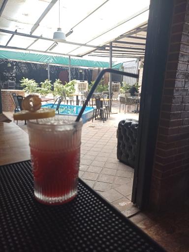 عکس کافه رستوران ۴ برادر