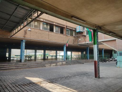 عکس دبیرستان پسرانه شهید باهنر
