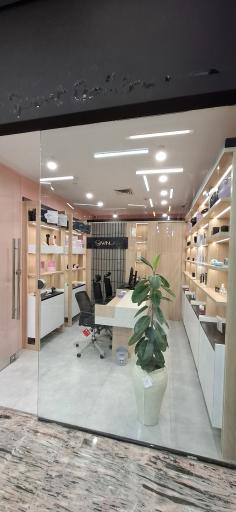 عکس فروشگاه وینلش رشت