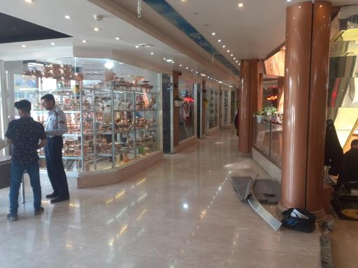 عکس مجتمع تجاری شمال شهر 