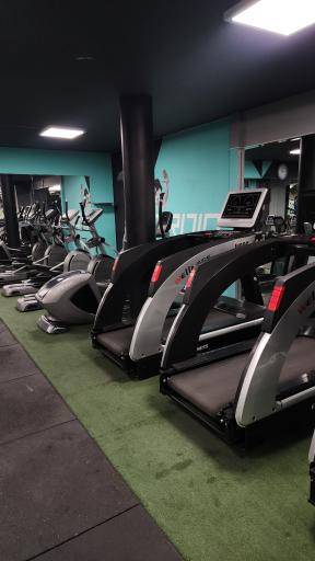 عکس کلوپ ورزشی یونیفیت