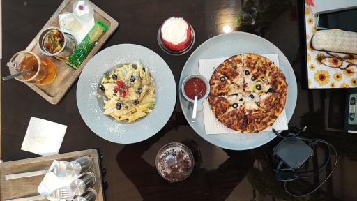 عکس کافه فست فود شاین