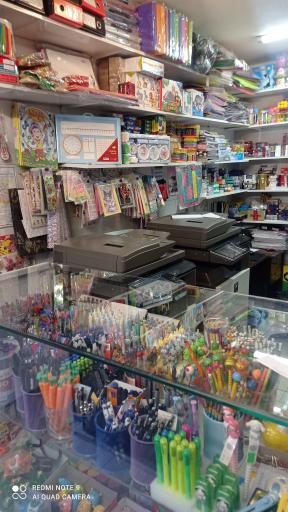 عکس فتوکپی و لوازم تحریر مداد چوبی