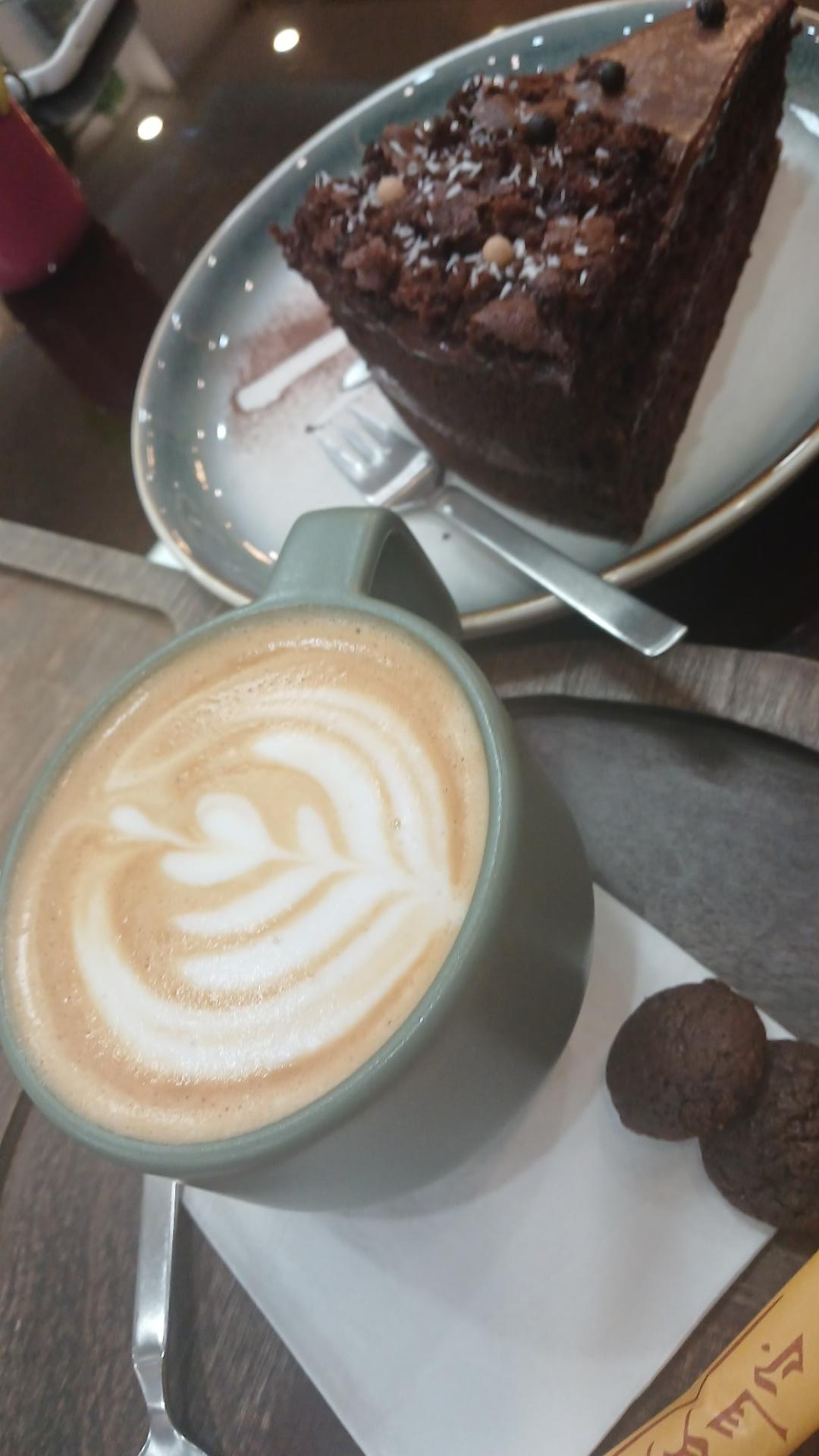 عکس کافه فست فود شاین