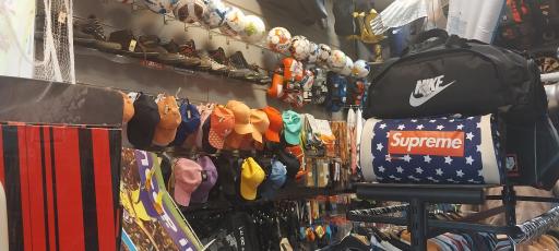 فروشگاه ورزشی کاوه