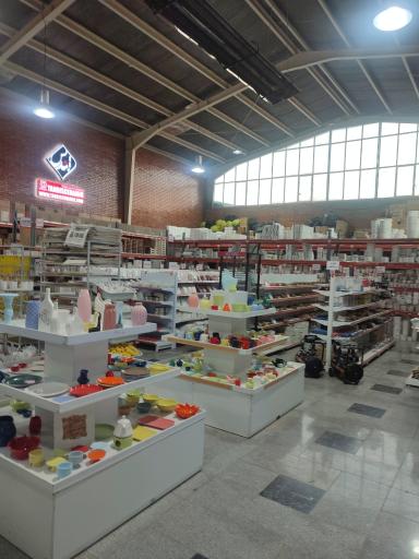 عکس فروشگاه مواد اولیه و ابزار سرامیک و سفال تندیس سرامیک